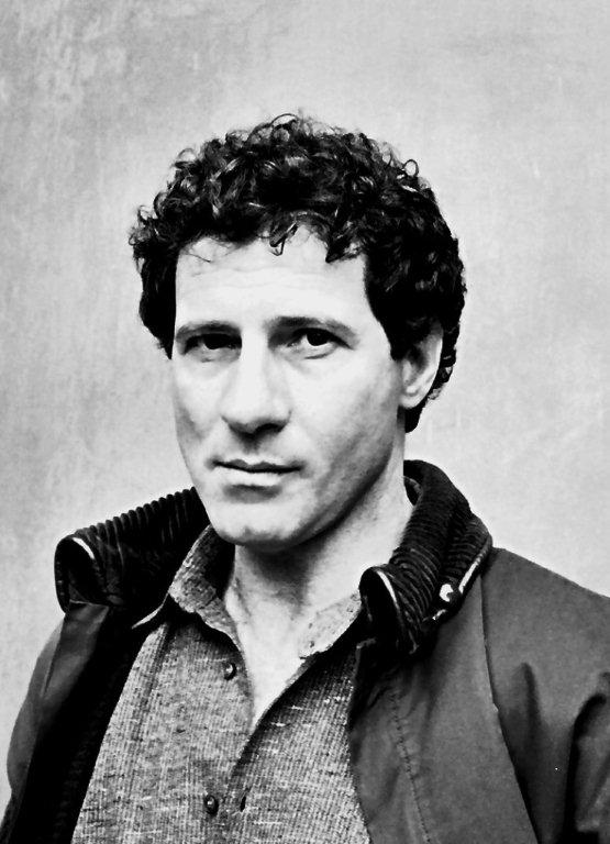 actor Brizio Montinaro large photo