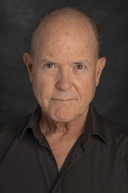 actor Craig Pinder large photo