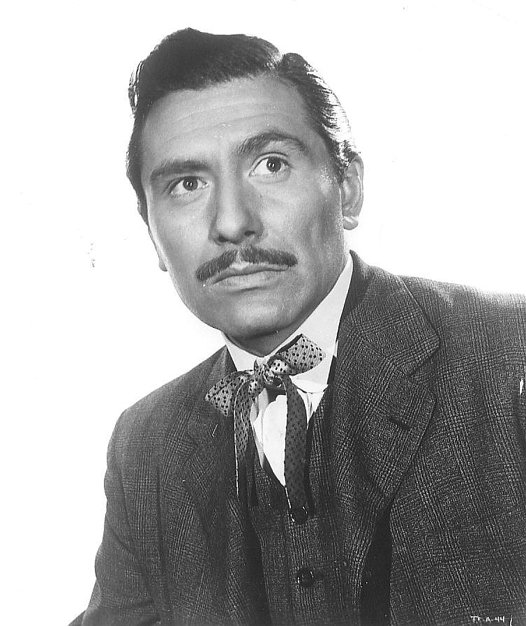 actor Rico Alaniz large photo