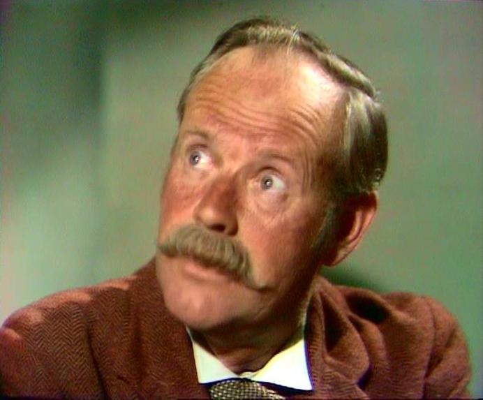 actor Larry Cross large photo