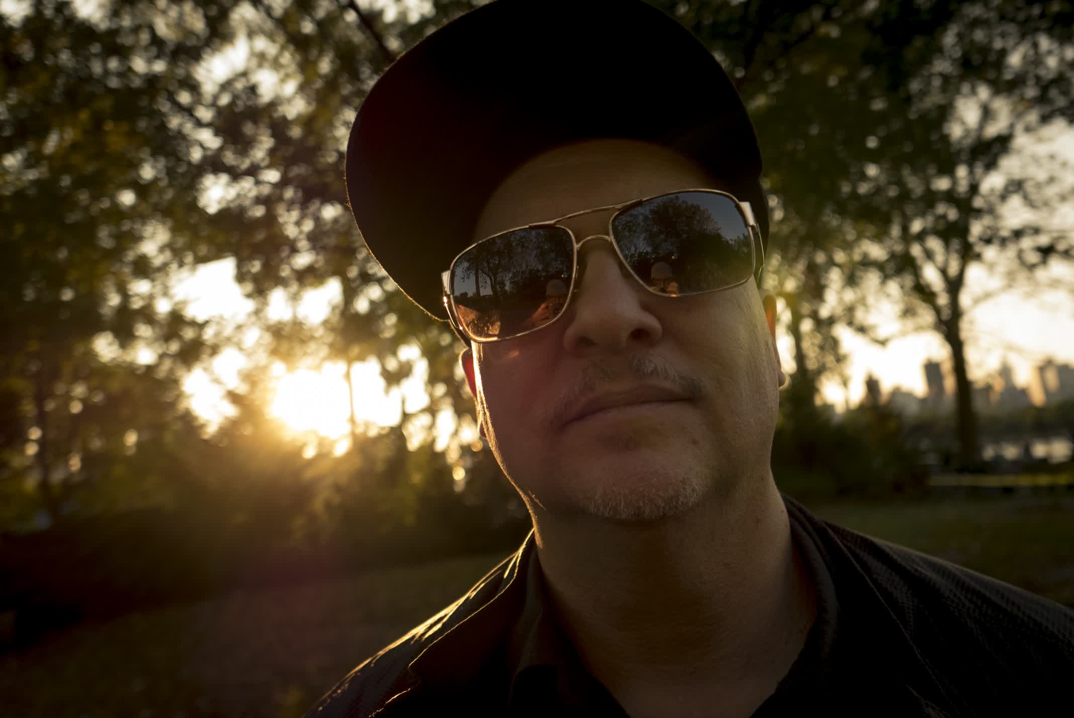 actor Bruce Smolanoff large photo