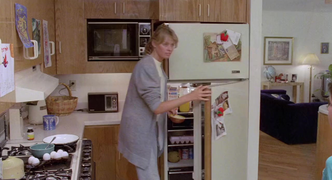 actor Colette Blonigan large photo