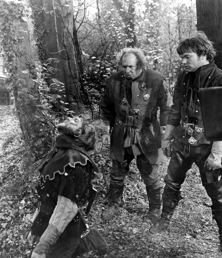 actor Michael Balfour large photo