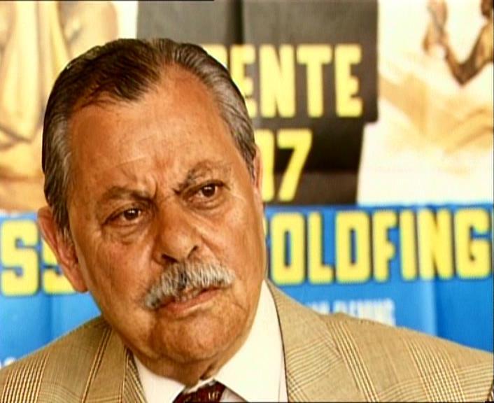 actor Michael Mellinger large photo