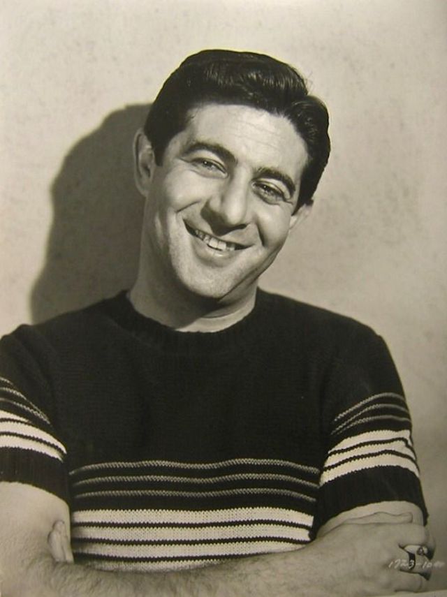 actor Harvey Lembeck large photo