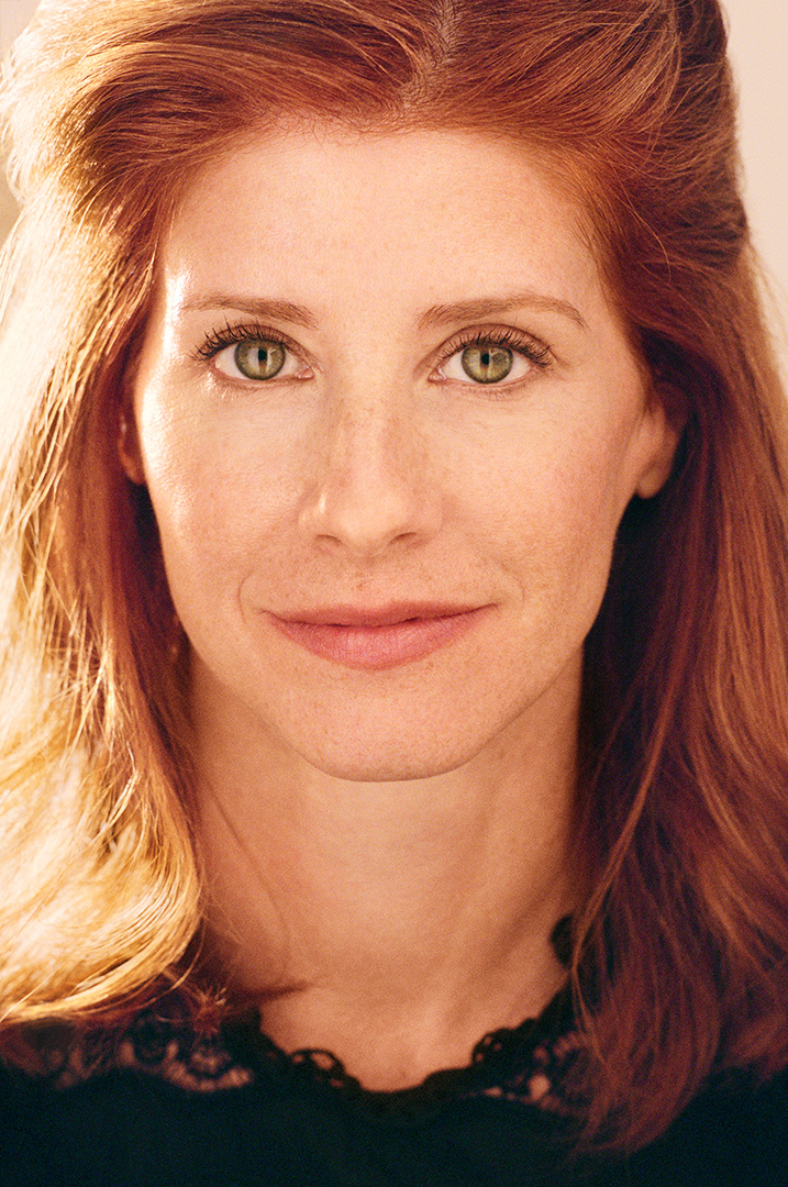 actor Mandy Siegfried large photo