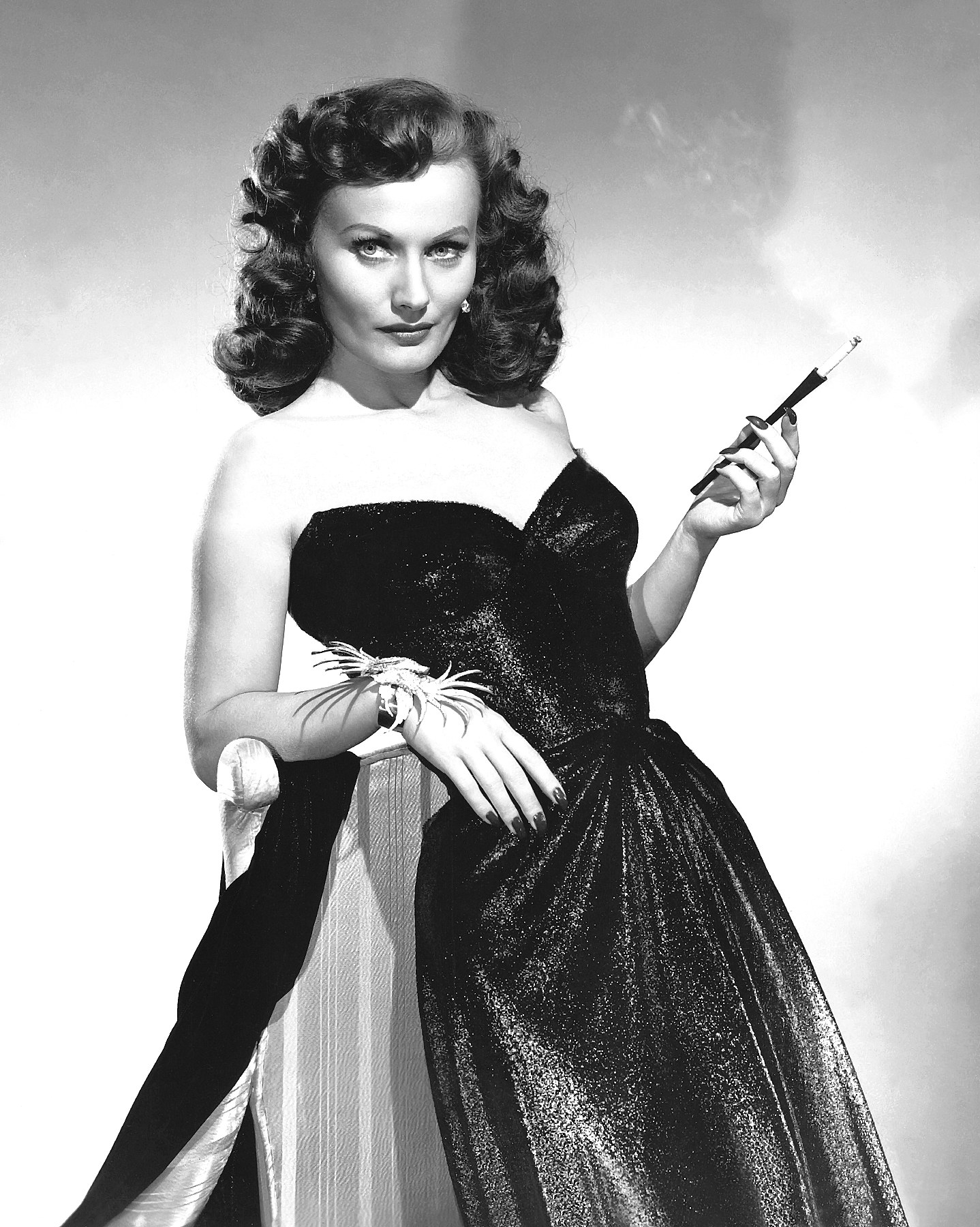 actor Florence Marly large photo