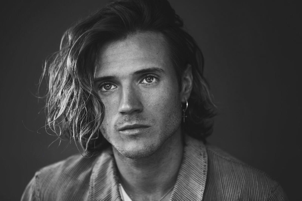 actor Dougie Poynter large photo