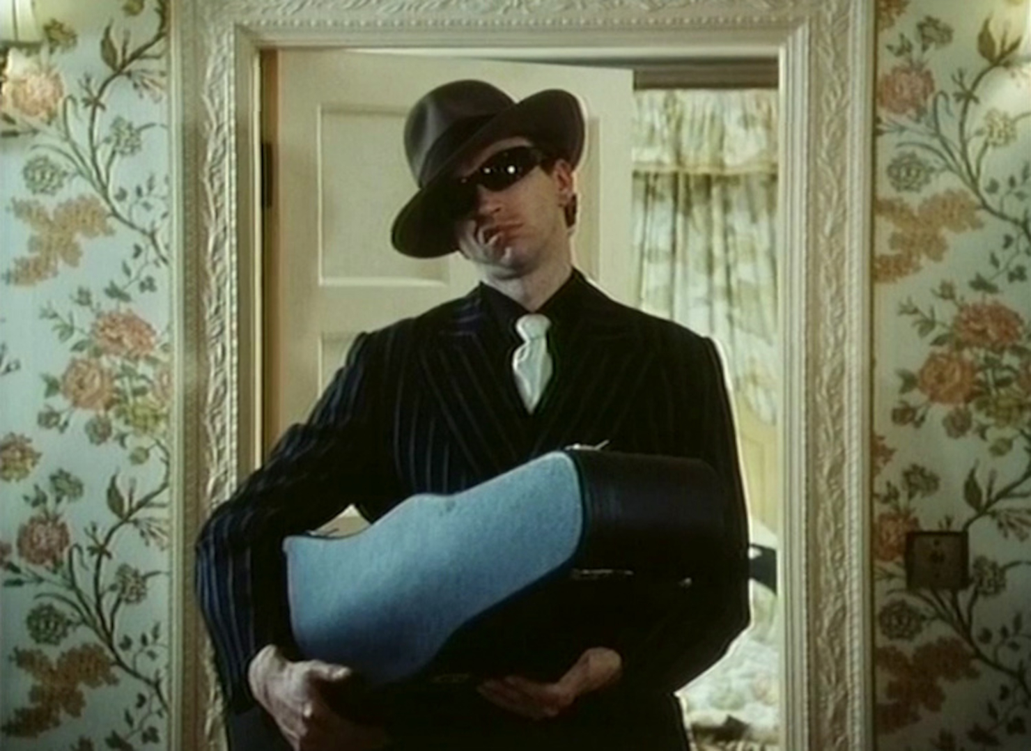 actor Anthony Hyde large photo