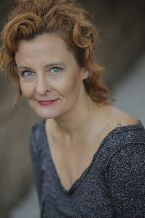 actor Alice Barden large photo