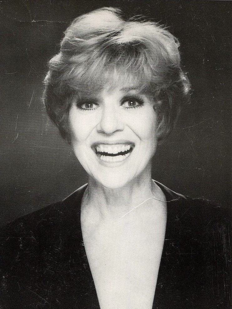 actor Karen Morrow large photo