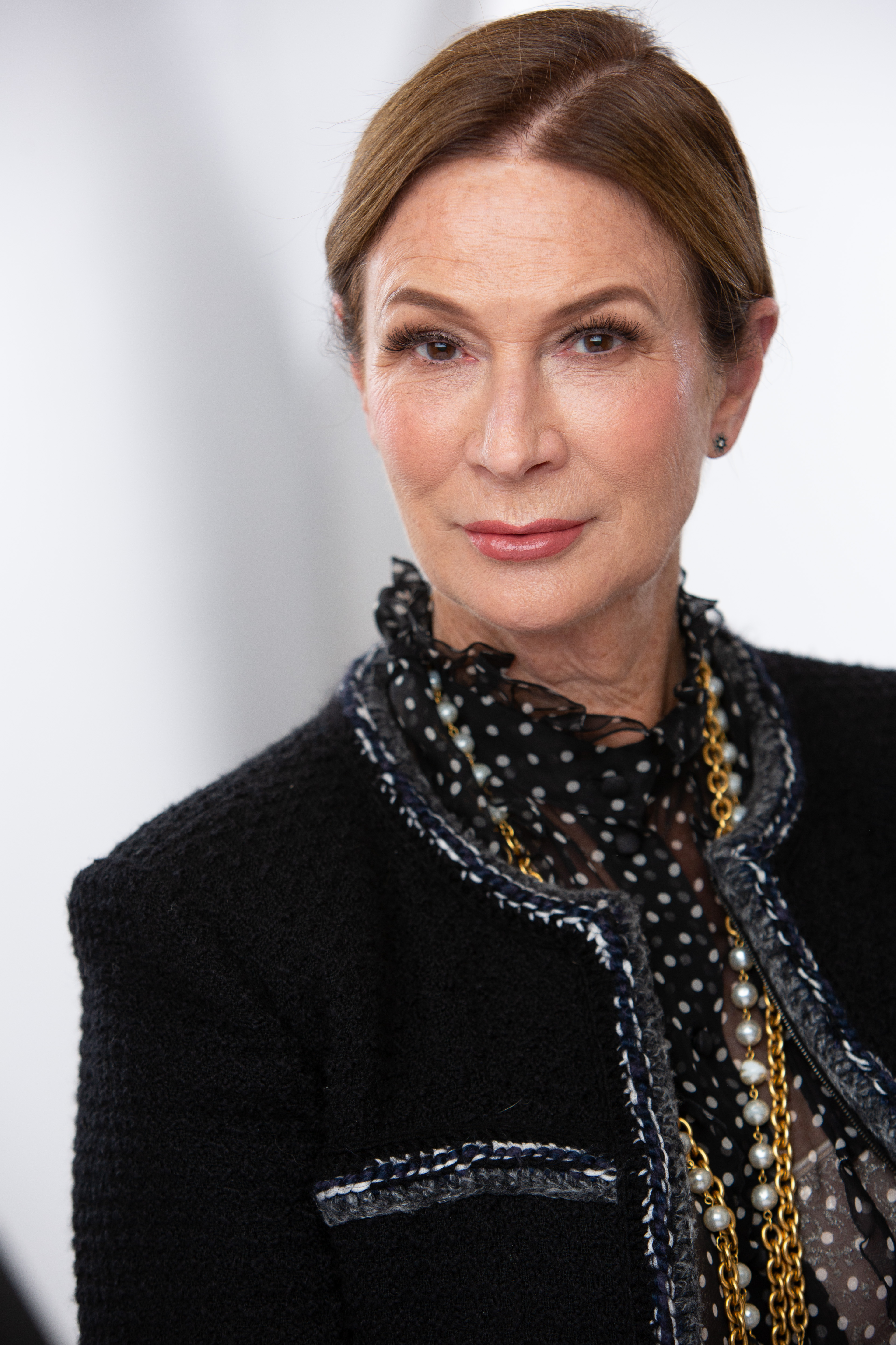 actor Lucy Butler large photo