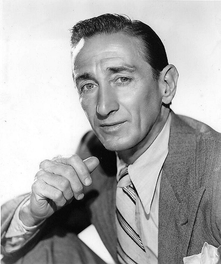 actor Clyde Cook large photo