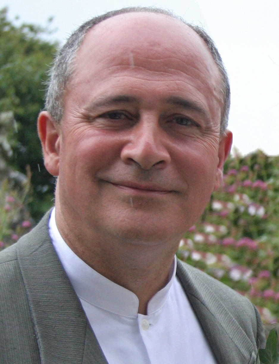 actor Mark Ezra large photo