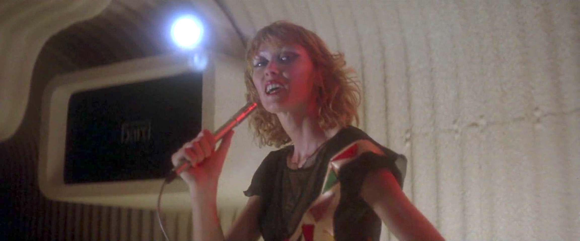 actor Robina Chaffey large photo