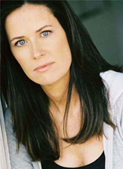 actor Sarah Dalton large photo
