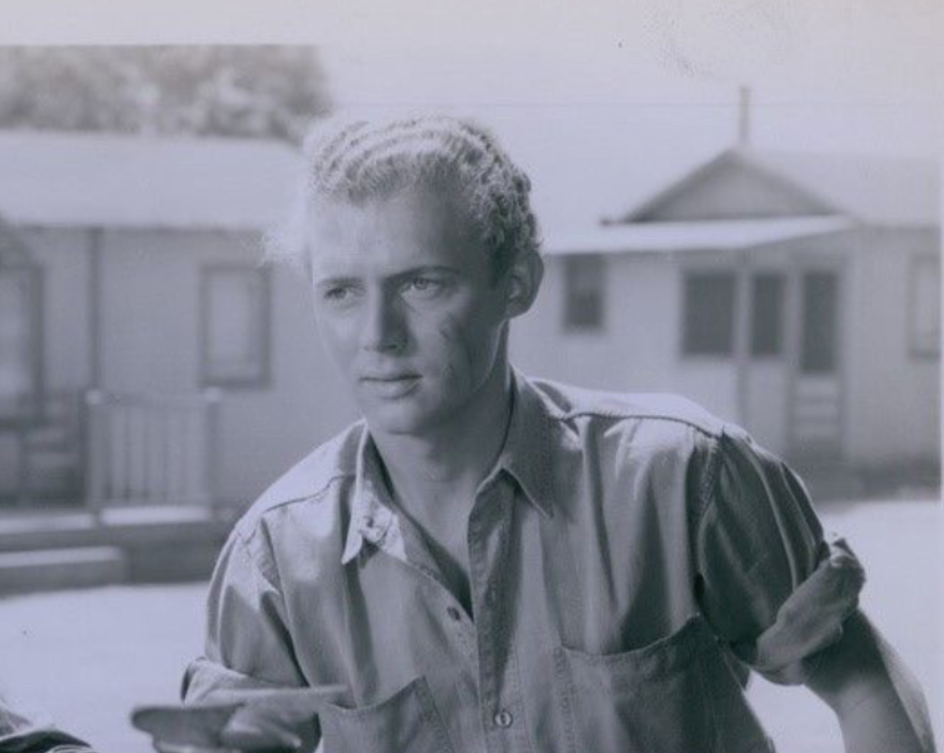 actor Dick Hogan large photo