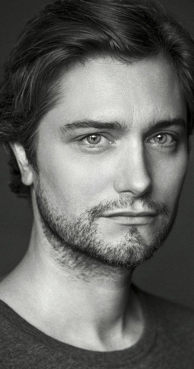 actor Lee Williams large photo