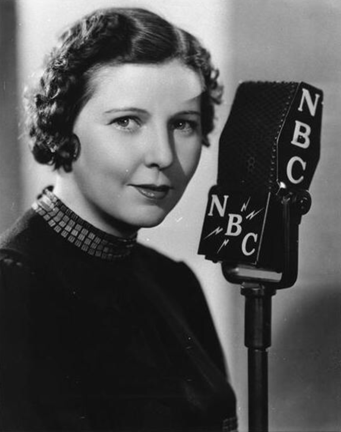 actor Barbara Luddy large photo