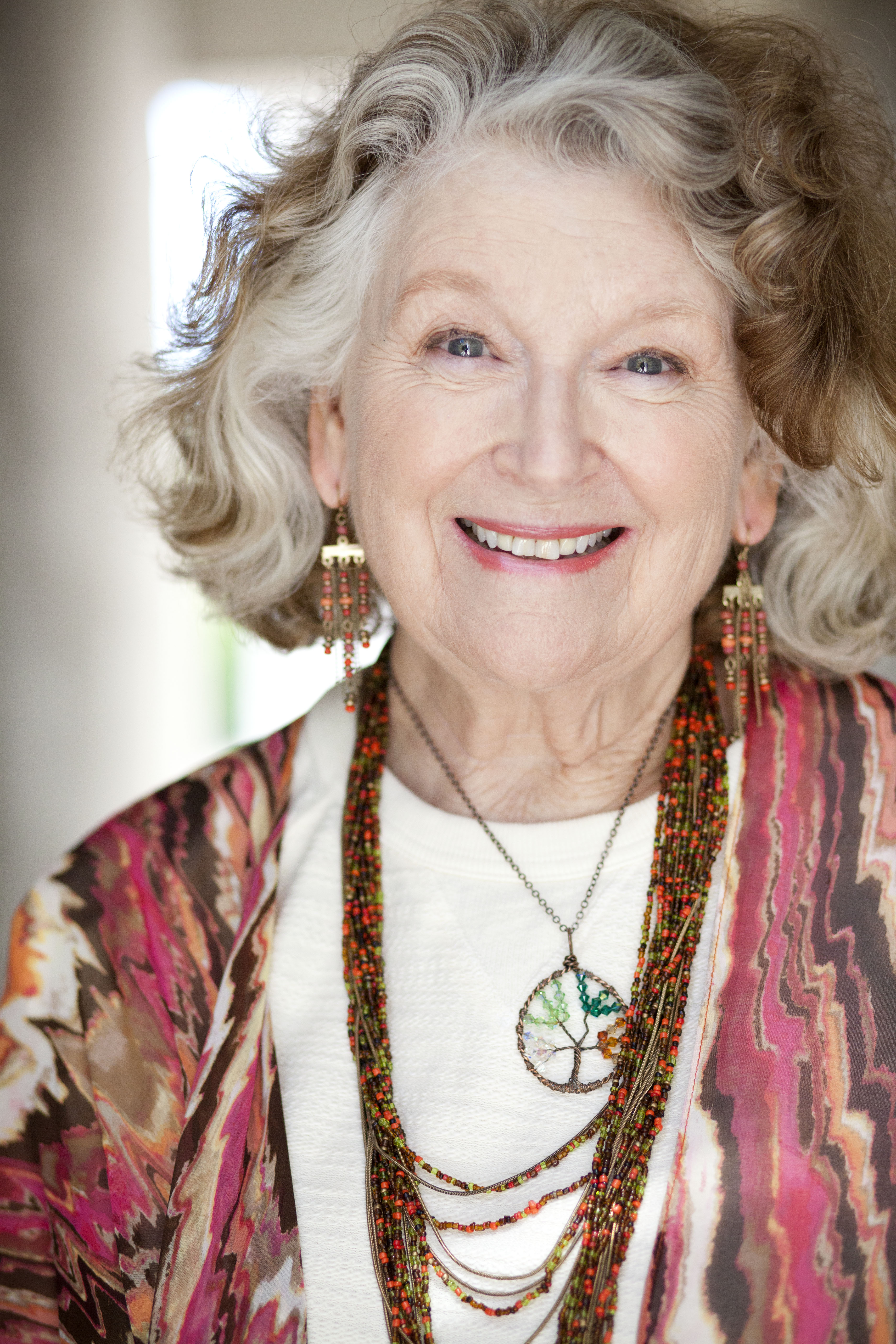 actor Rebecca Wackler large photo