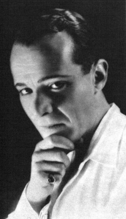 actor Carlos Díaz de Mendoza large photo