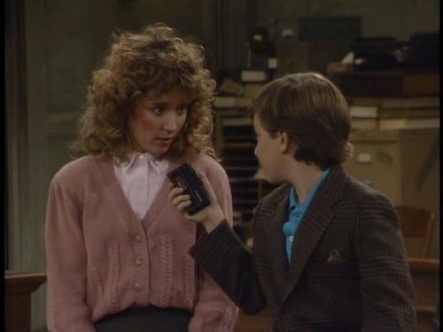 actor Joleen Lutz large photo