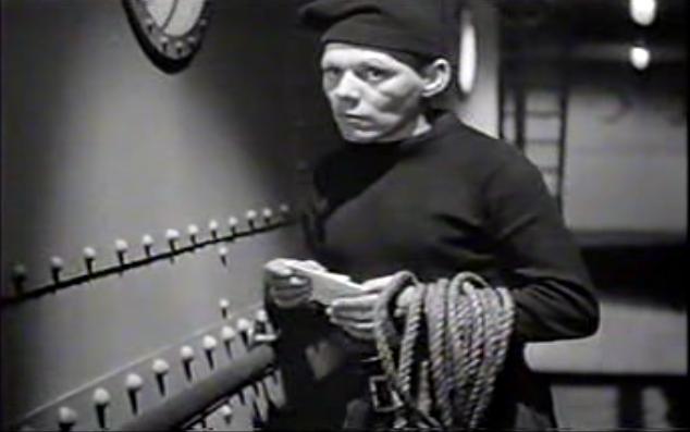 actor Skelton Knaggs large photo