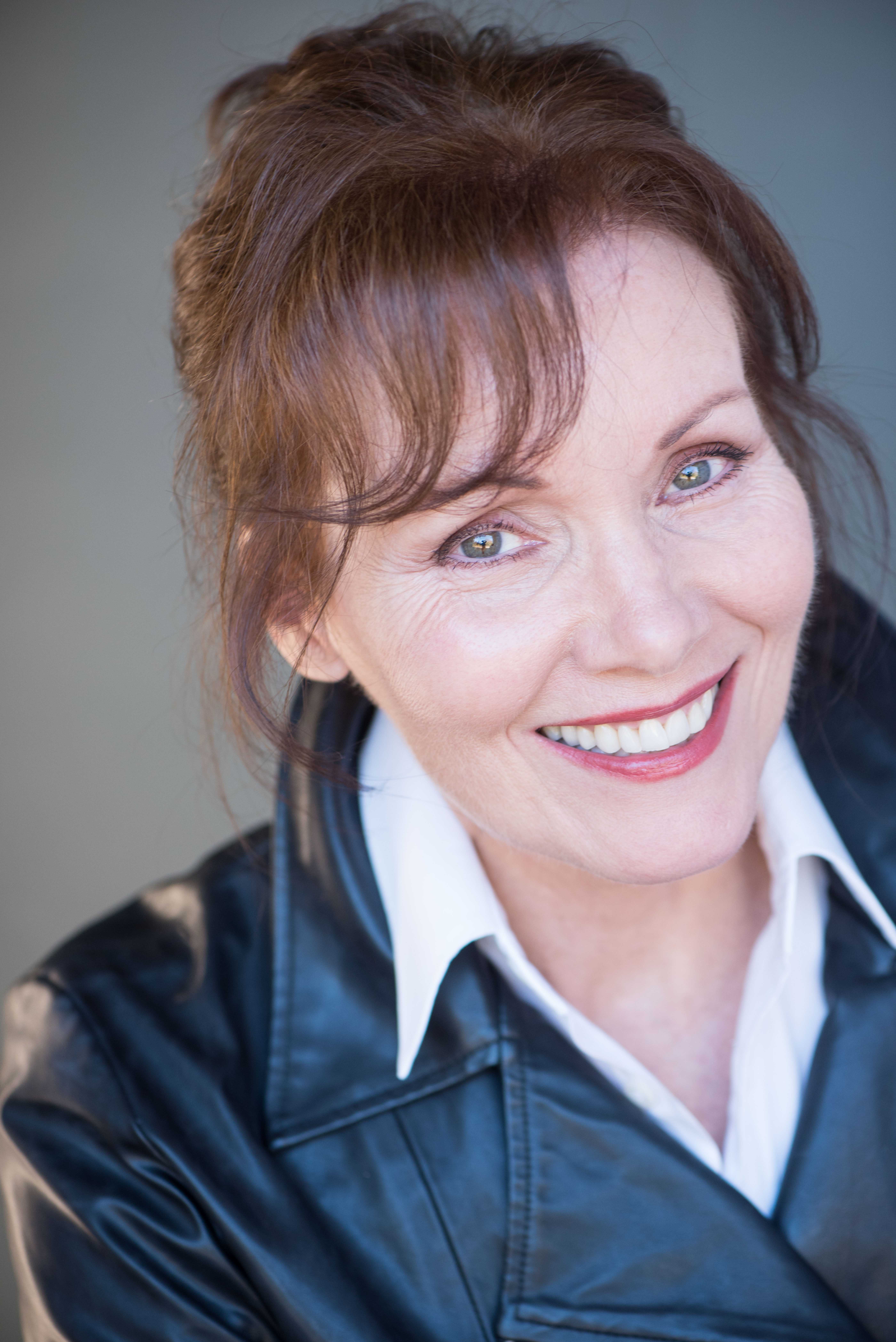 actor Kerrie Keane large photo