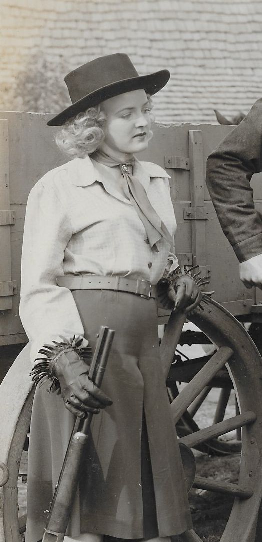 actor Reno Browne large photo