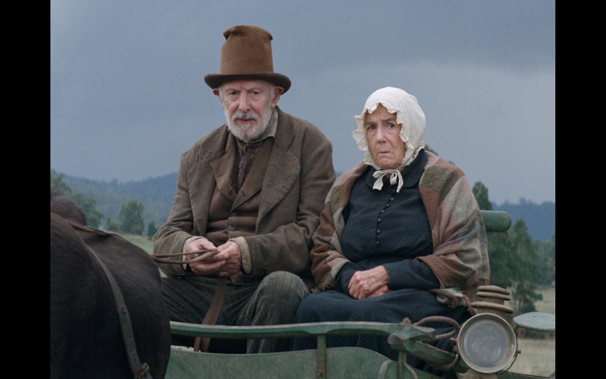 actor Maggie Blinco large photo