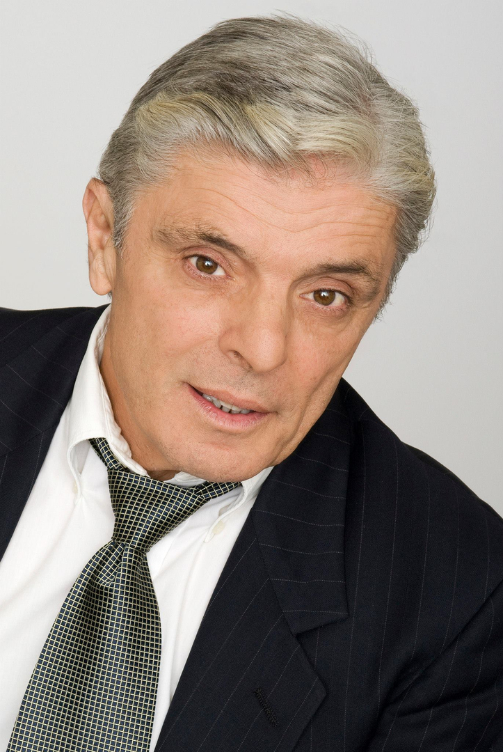 actor John Del Regno large photo