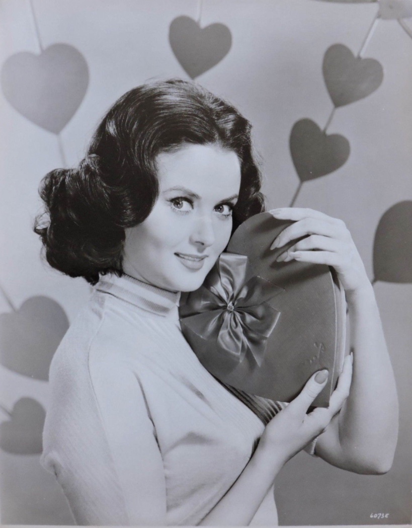 actor Nancy Walters large photo