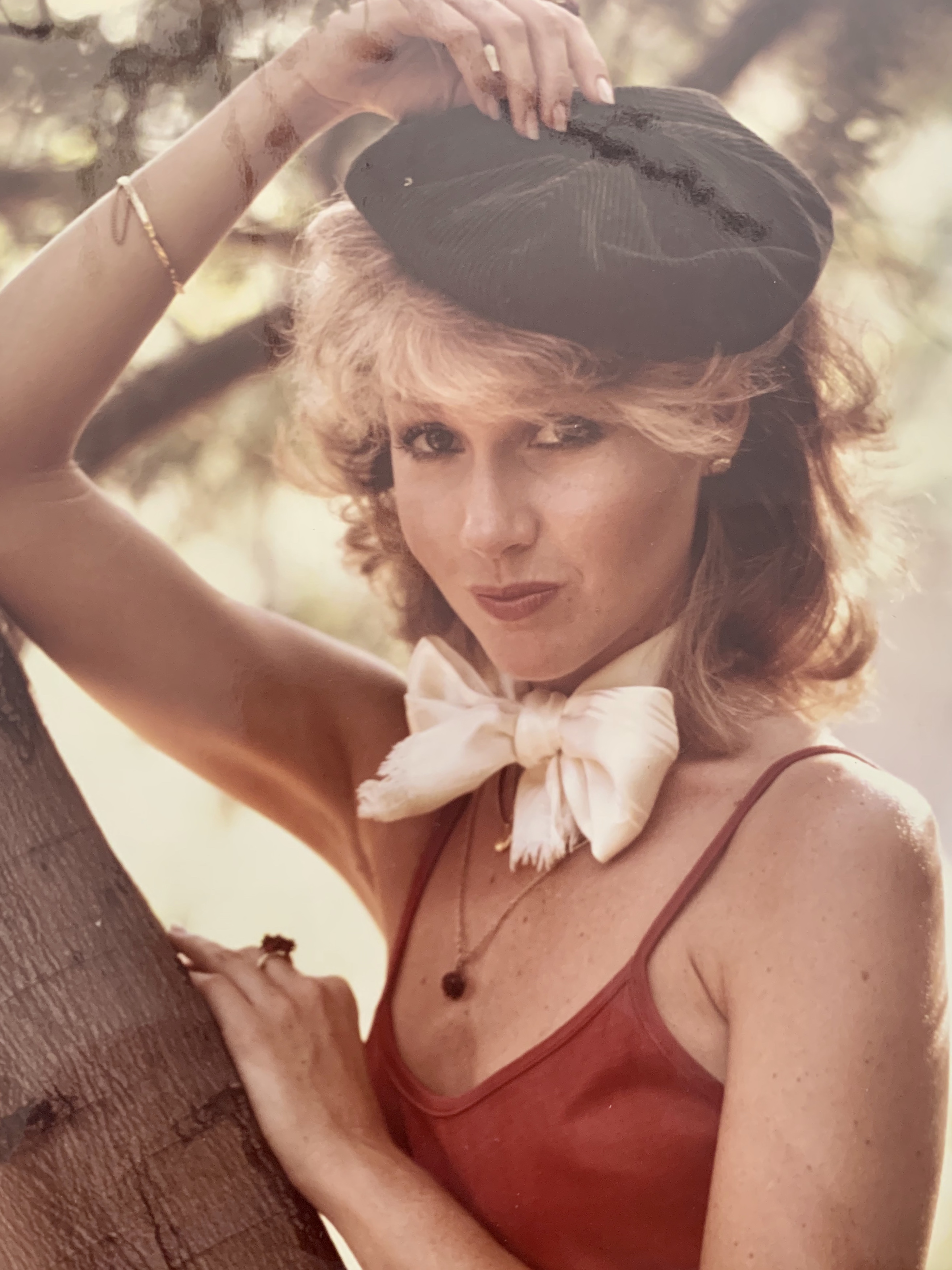 actor Lynn Eastman-Rossi large photo