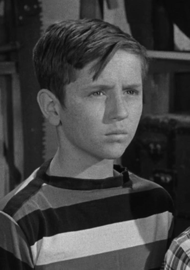 actor Dennis Rush large photo