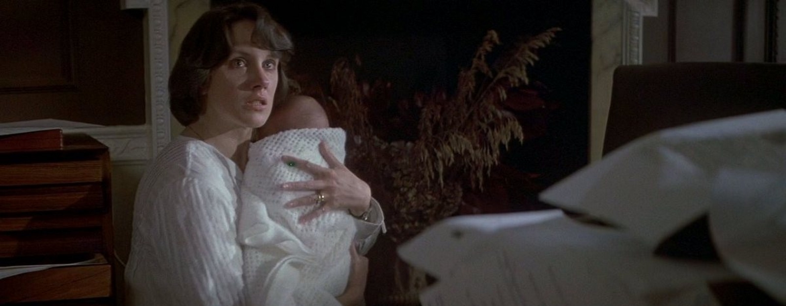 actor Leueen Willoughby large photo