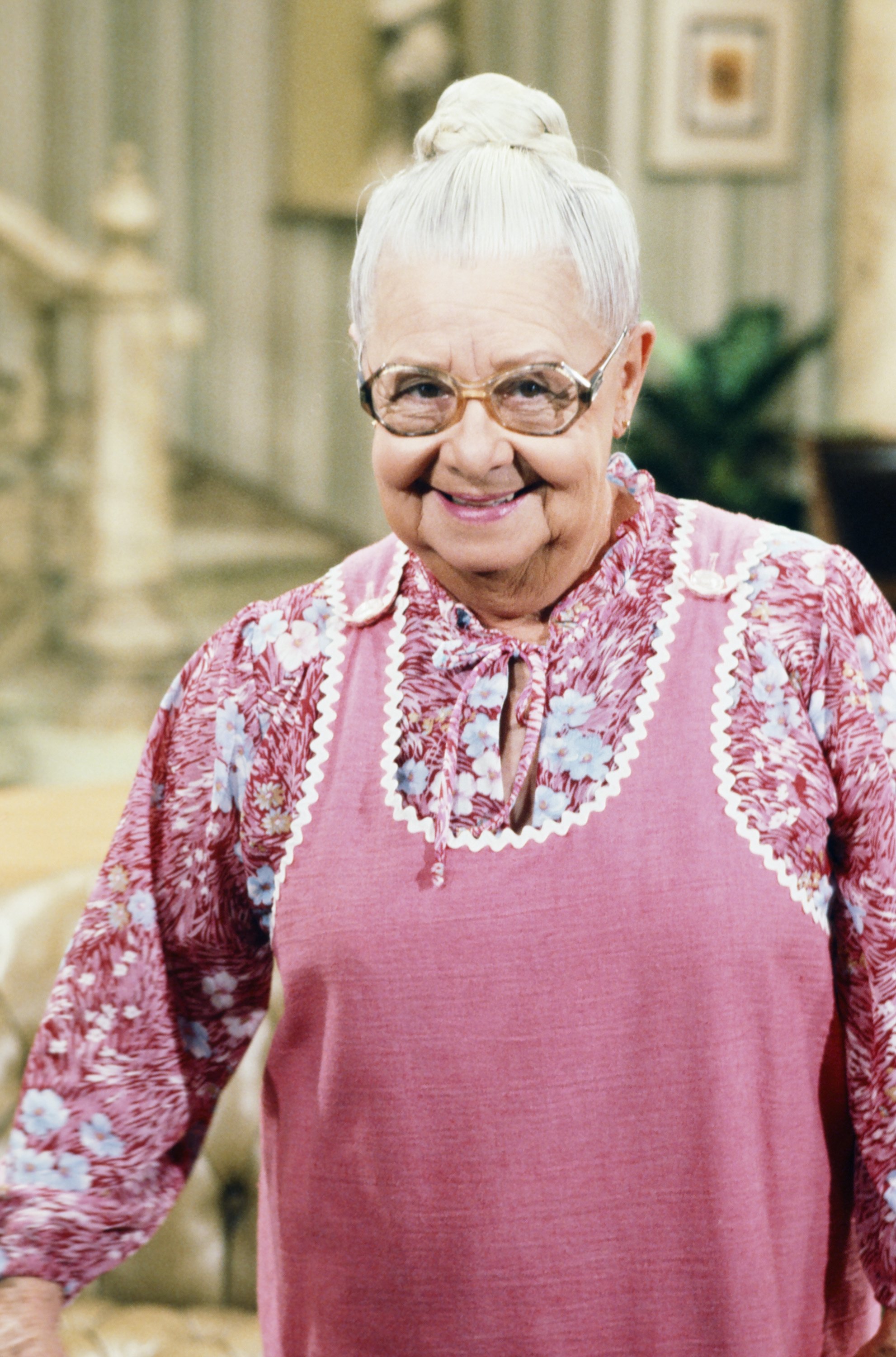 actor Nedra Volz large photo