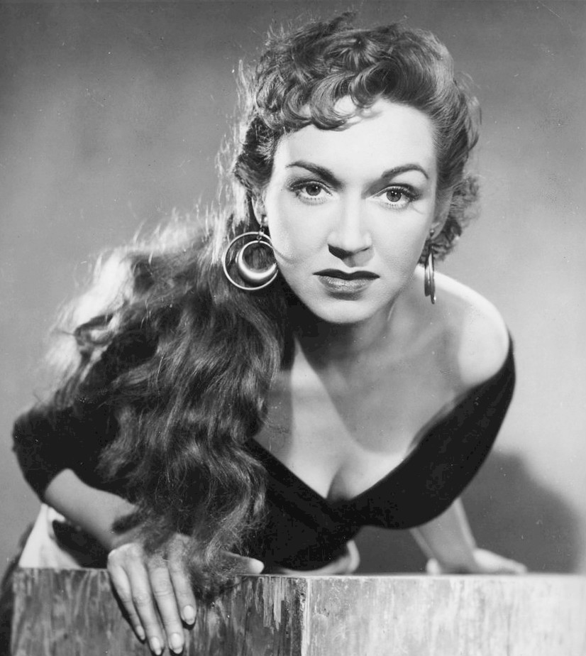 actor Risë Stevens large photo