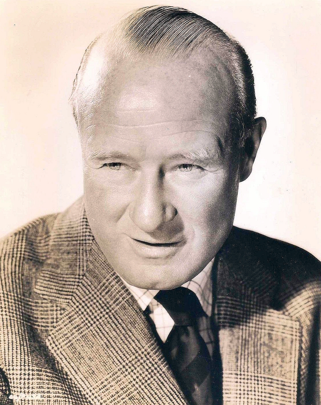 actor Anthony Bushell large photo