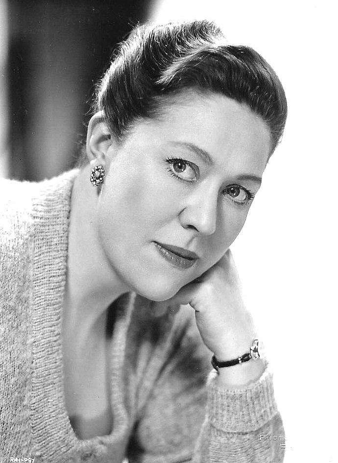 actor Peggy Mount large photo