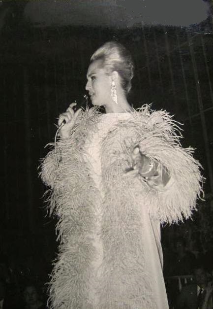 actor Mara Laso large photo