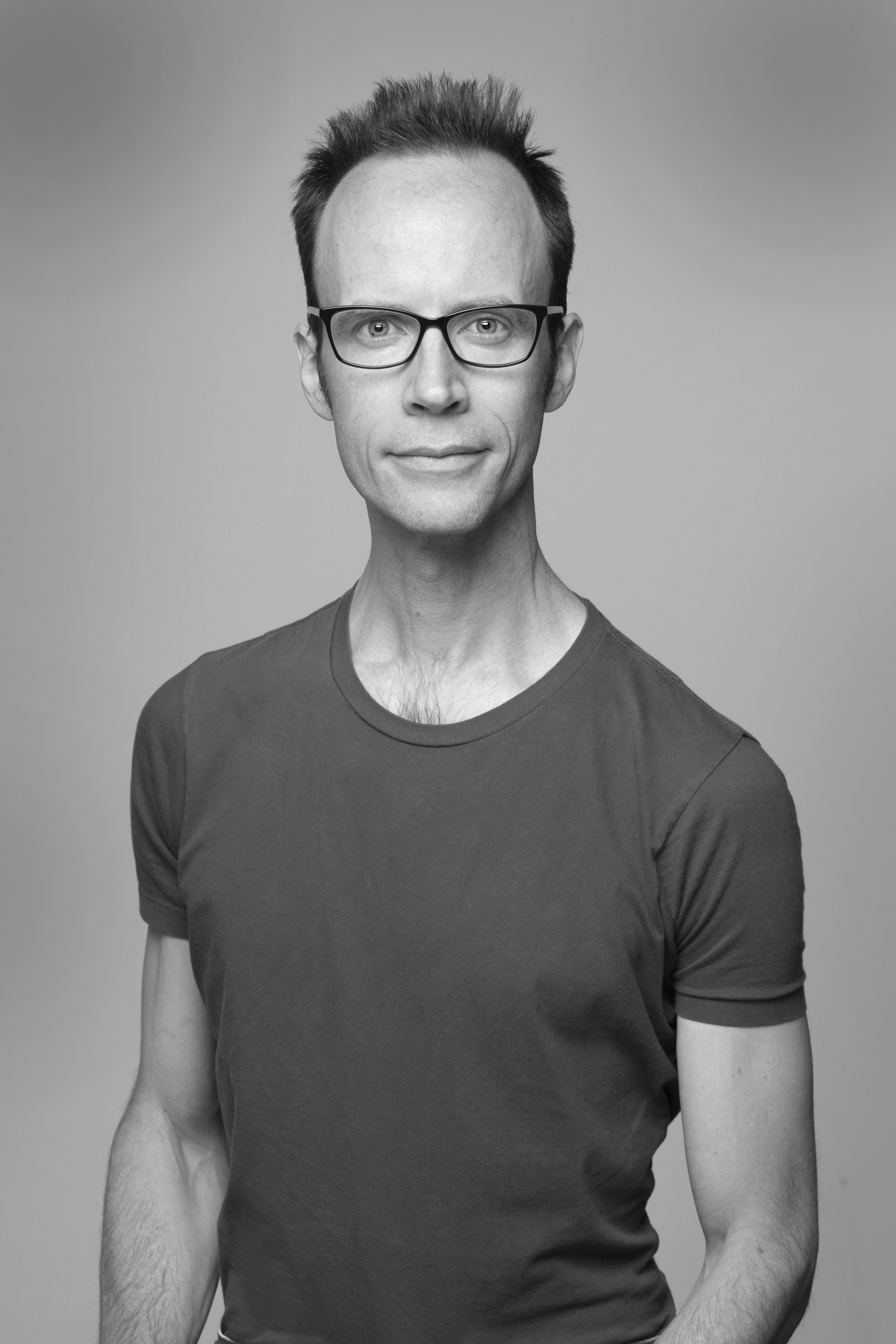 actor Kevin McKinney large photo