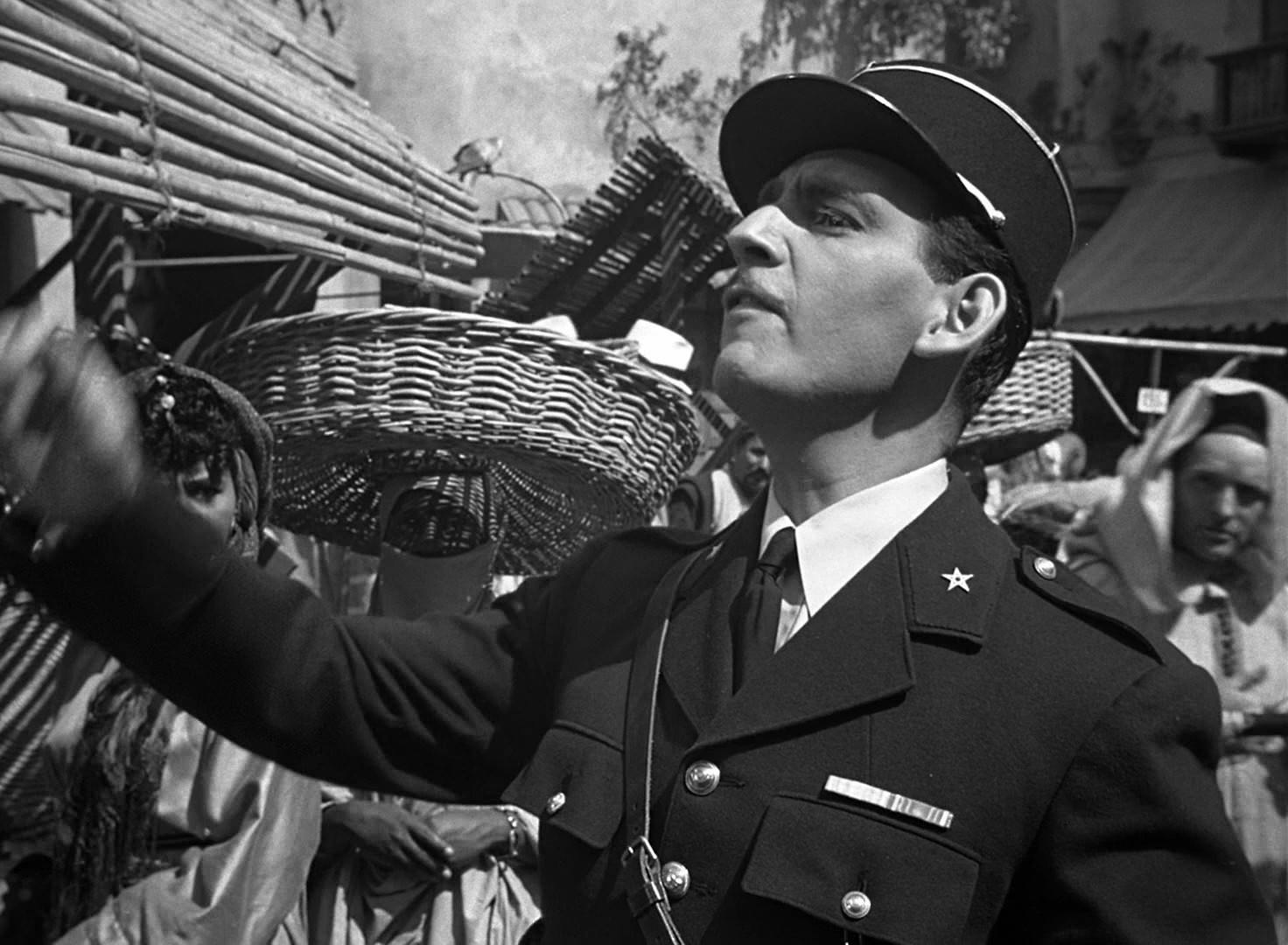 actor George Dee large photo