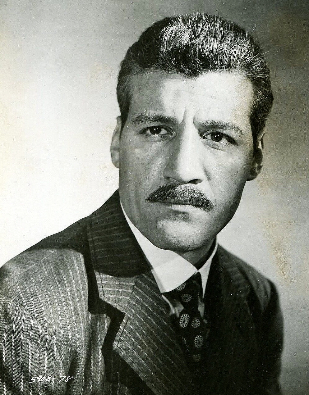 actor Barry Russo large photo