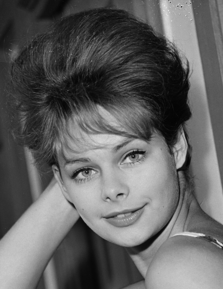 actor Karin Heske large photo