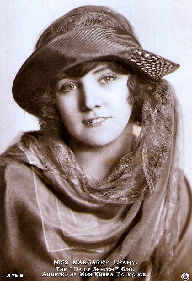 actor Margaret Leahy large photo