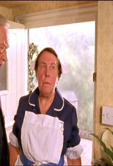 actor Kathy Staff large photo