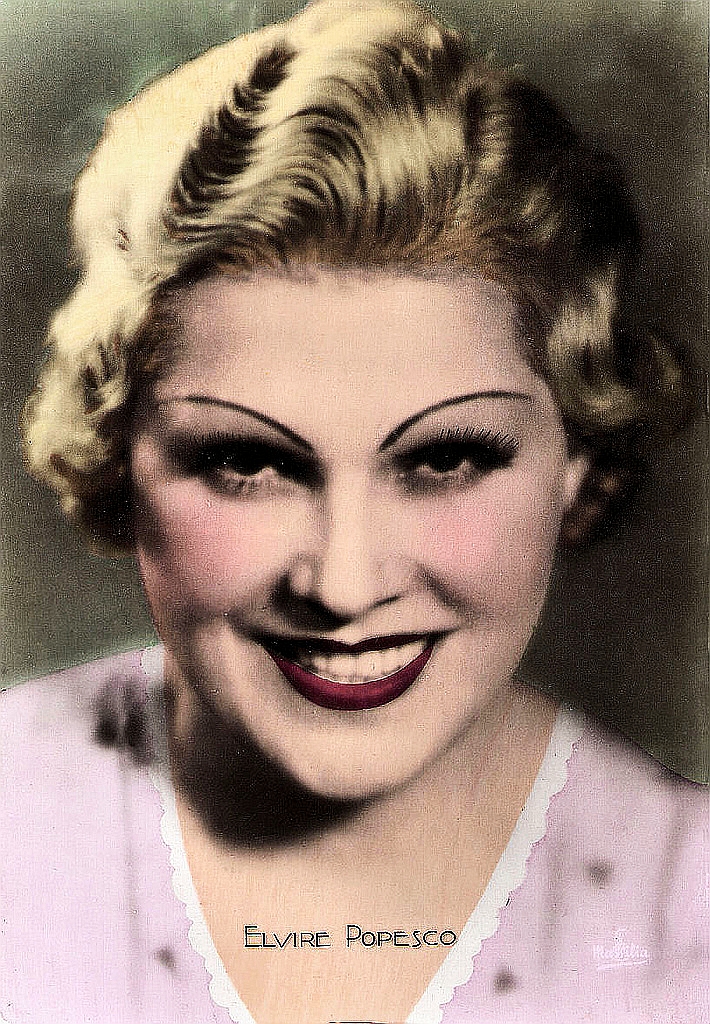 actor Elvire Popesco large photo