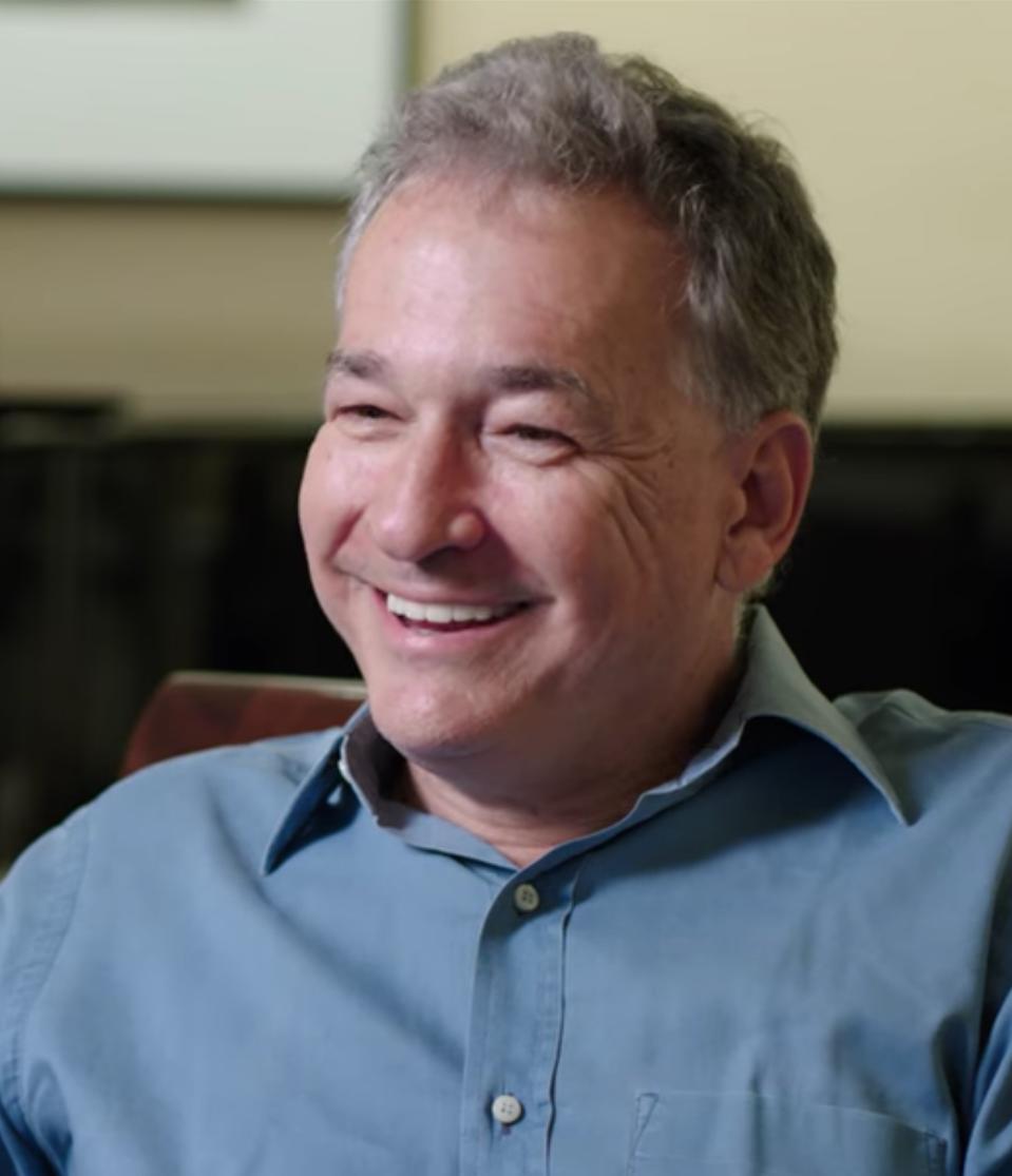 actor Harry Crosby large photo