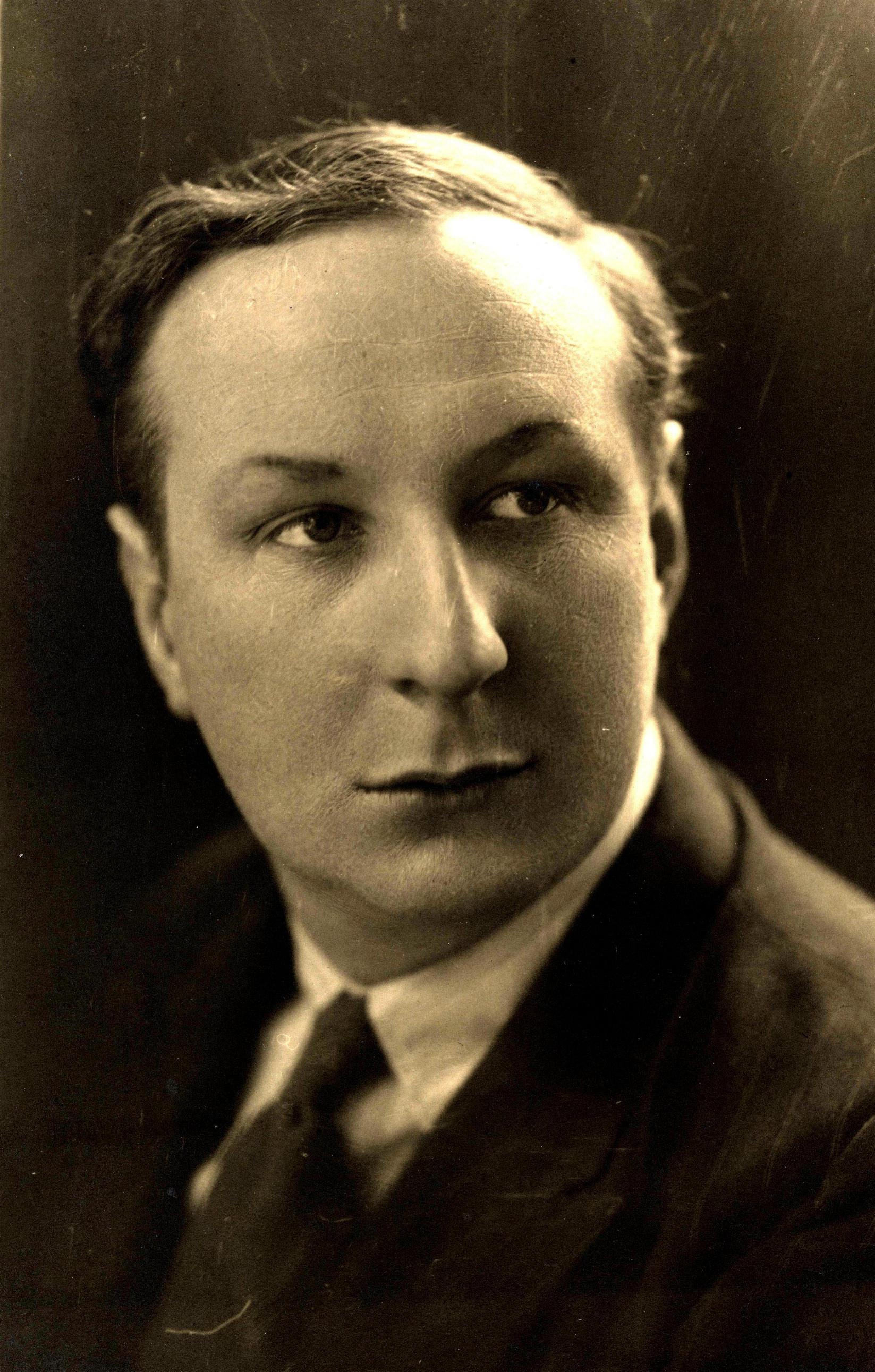 actor Hilton Edwards large photo