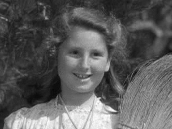 actor Joan Delmer large photo